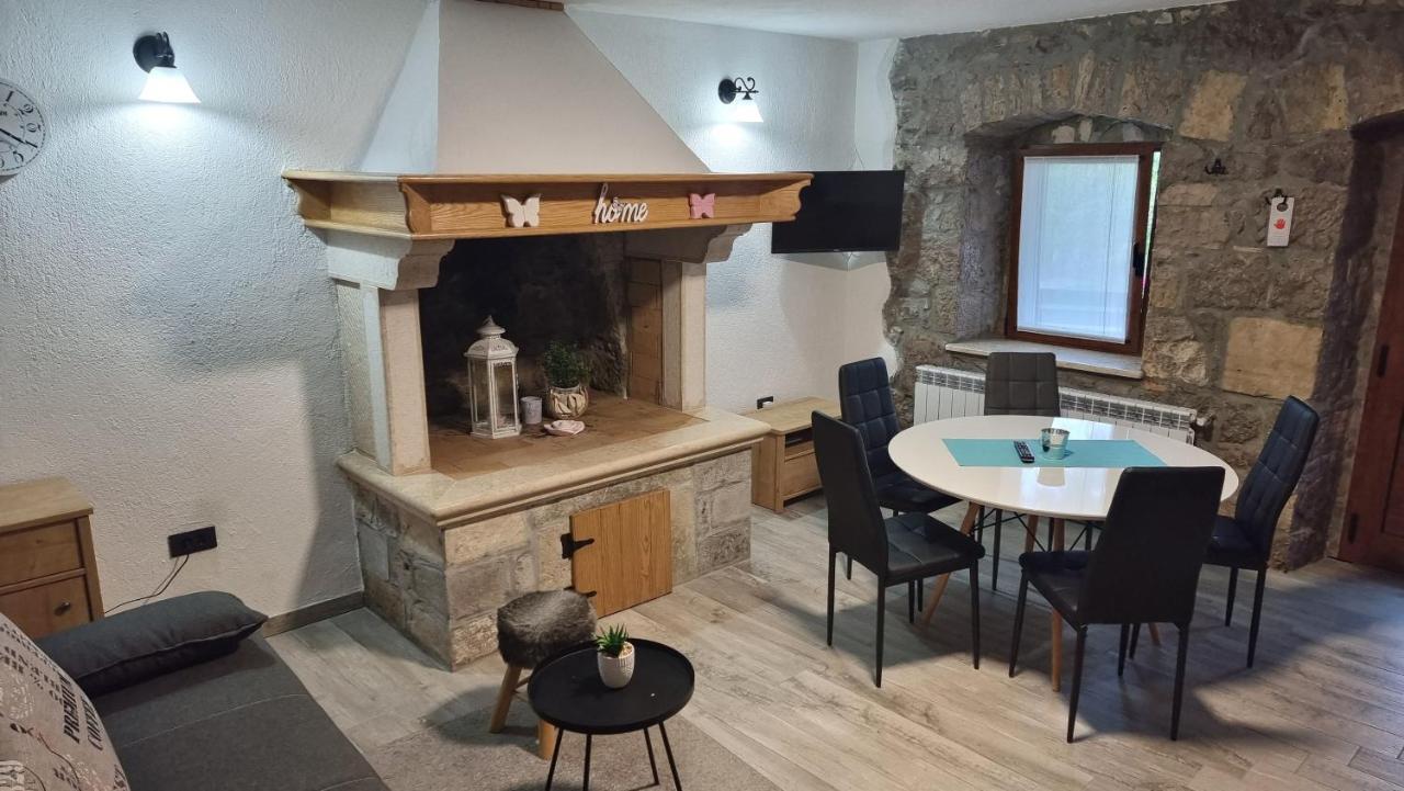 Villa Kos Lupoglav  Екстер'єр фото