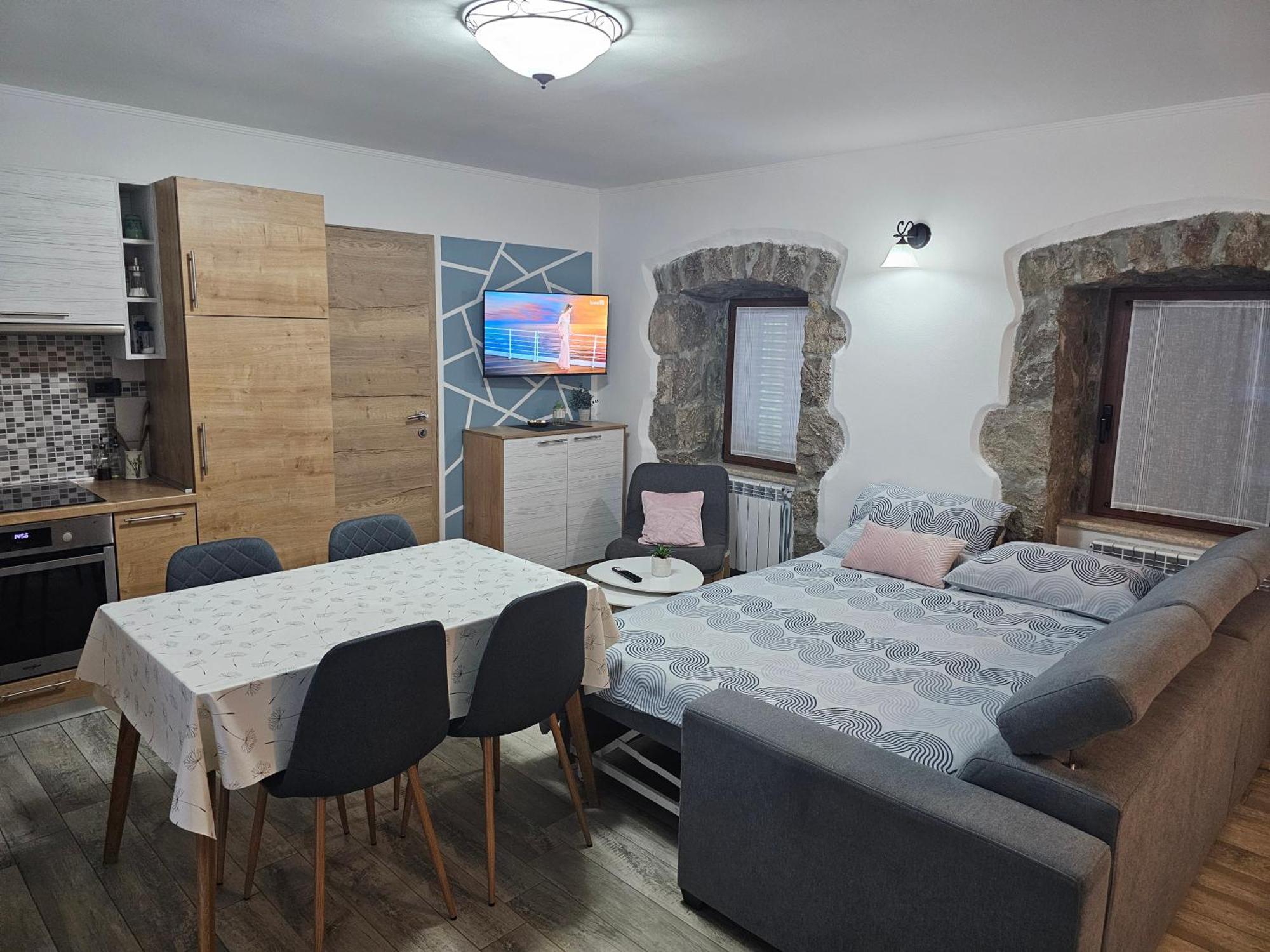 Villa Kos Lupoglav  Екстер'єр фото