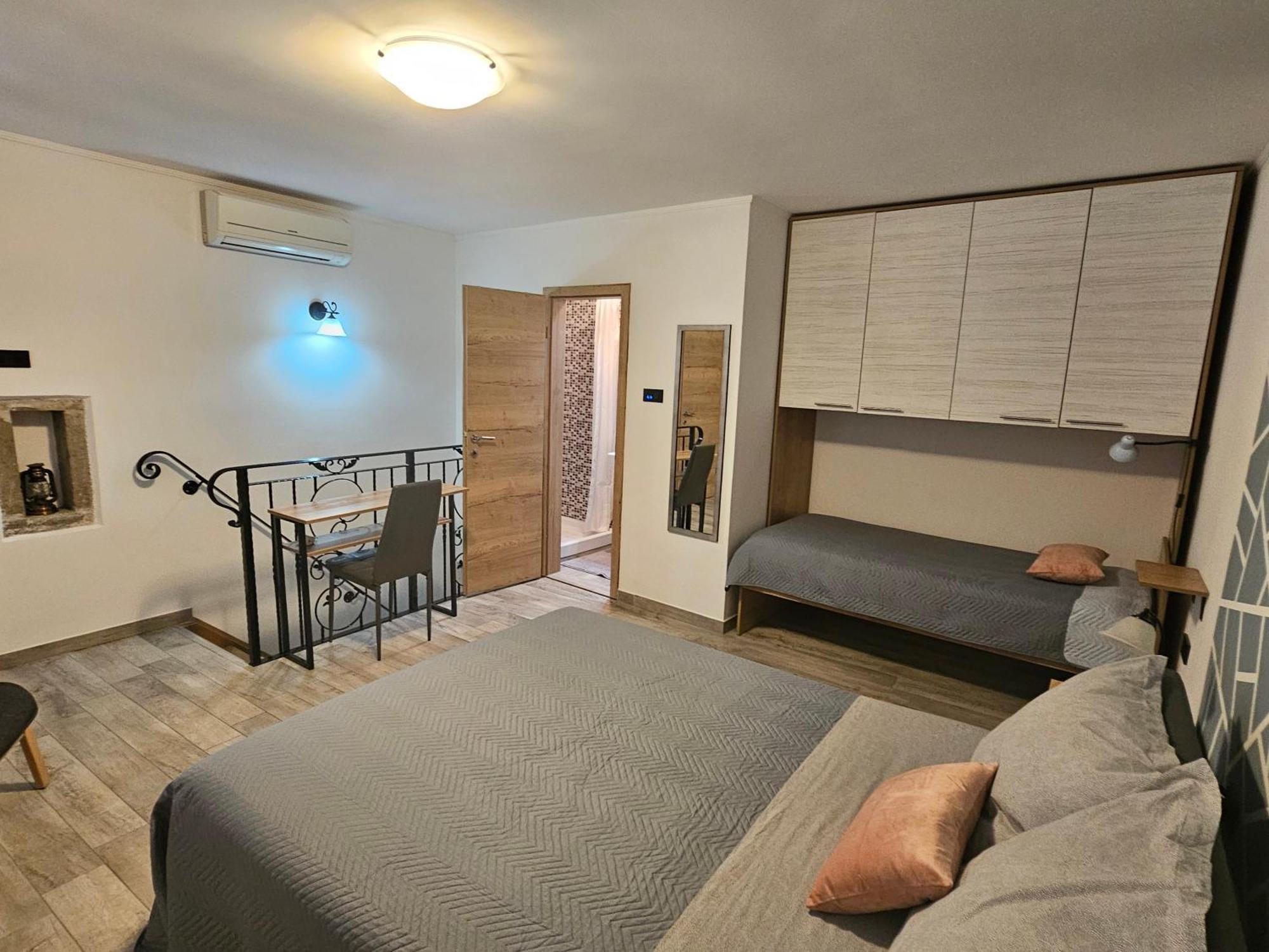 Villa Kos Lupoglav  Екстер'єр фото
