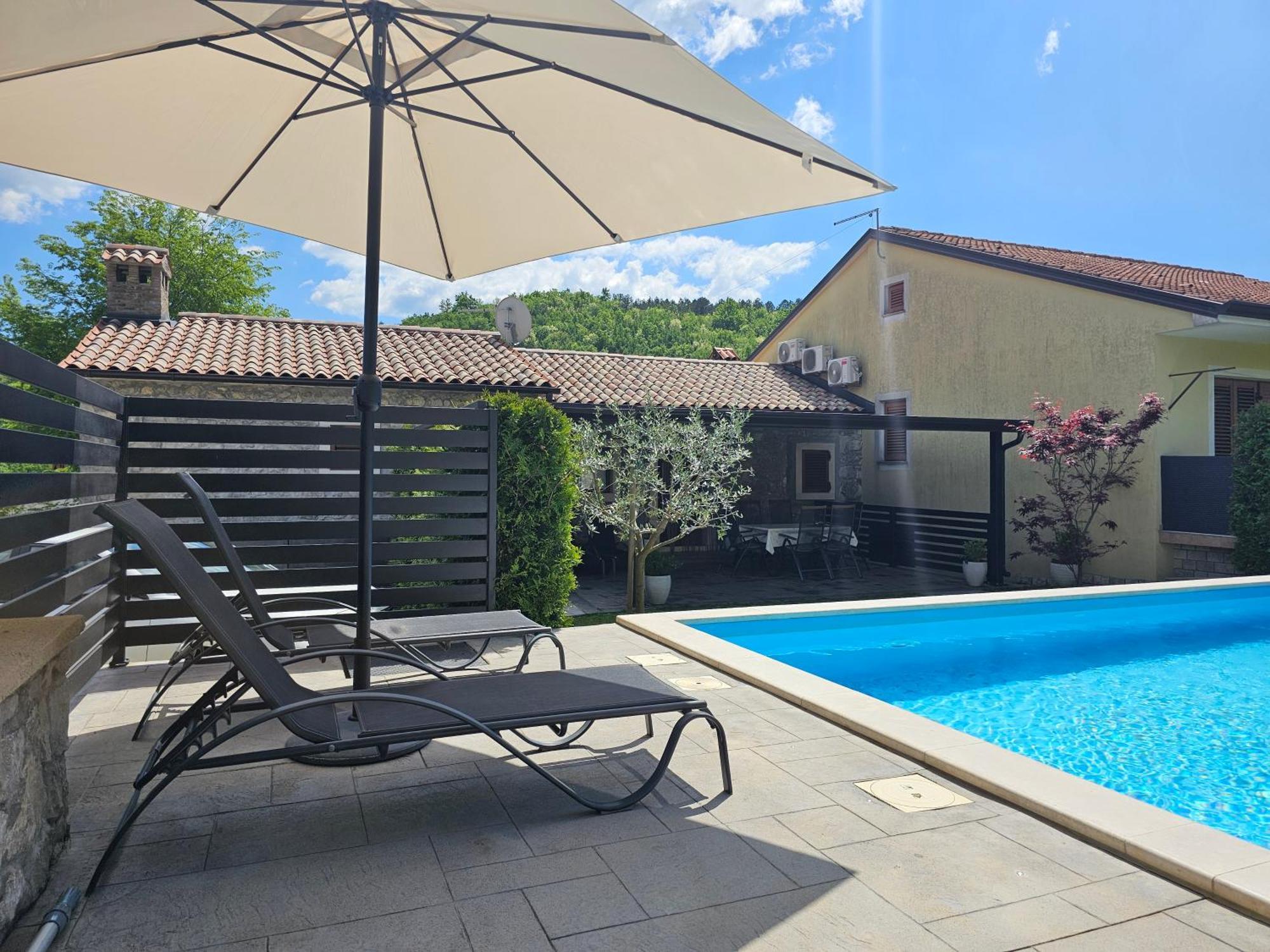 Villa Kos Lupoglav  Екстер'єр фото
