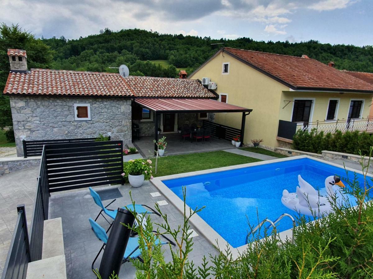 Villa Kos Lupoglav  Екстер'єр фото